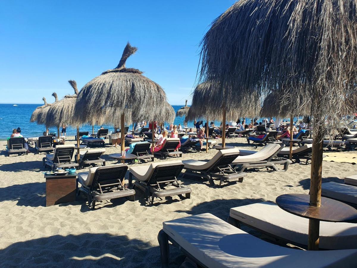 Luxury Beachfront Apartment With Pool, Sauna, Fitness And Gym In Province Malaga, Andalusia Mijas Exteriör bild