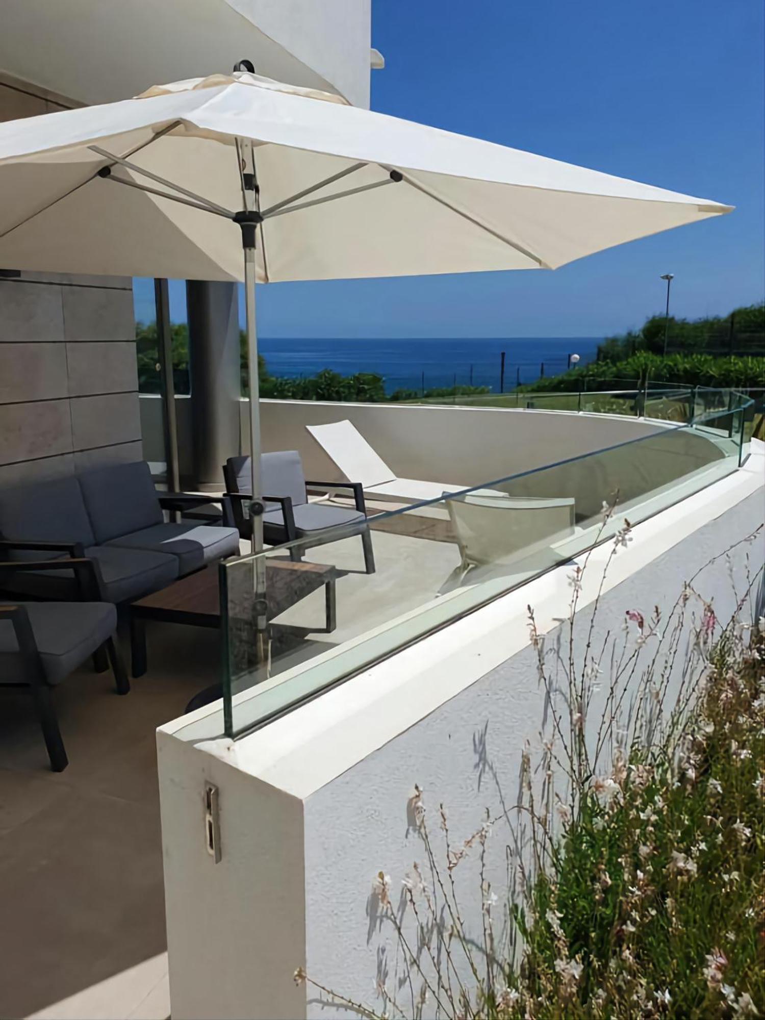 Luxury Beachfront Apartment With Pool, Sauna, Fitness And Gym In Province Malaga, Andalusia Mijas Exteriör bild