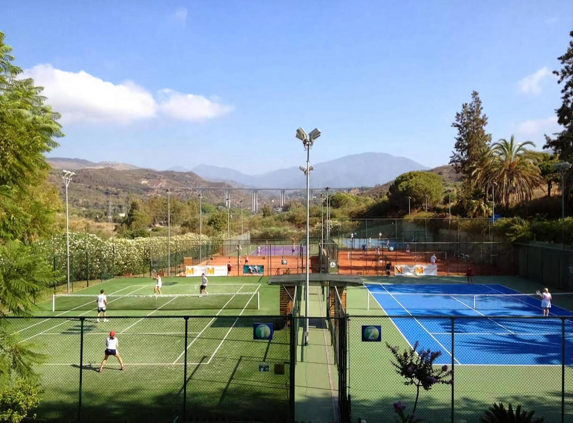 Luxury Beachfront Apartment With Pool, Sauna, Fitness And Gym In Province Malaga, Andalusia Mijas Exteriör bild
